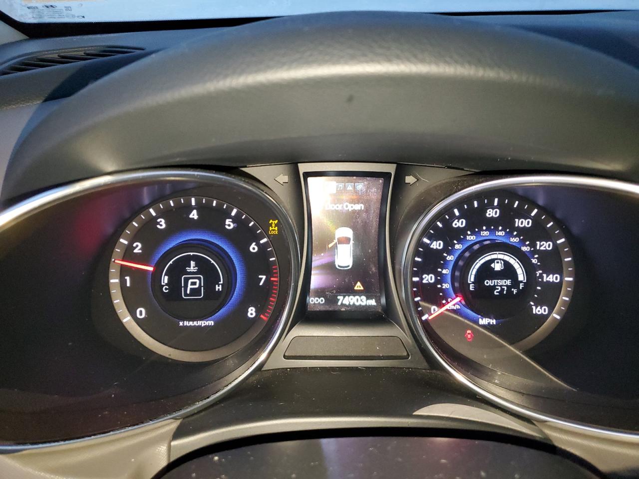 2015 Hyundai Santa Fe - Image 9