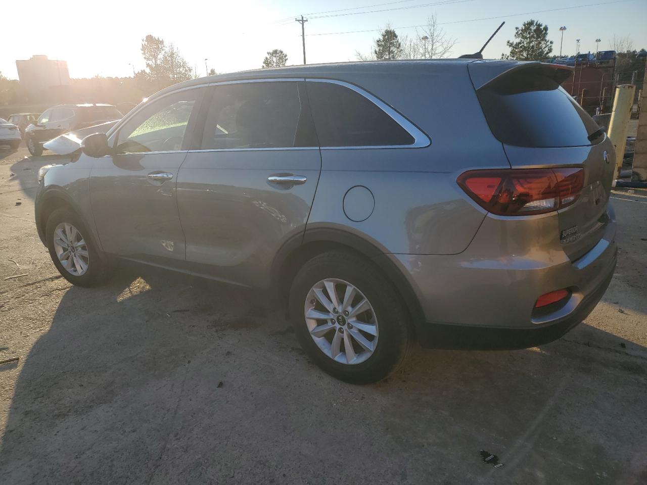 2019 Kia Sorento - Image 2