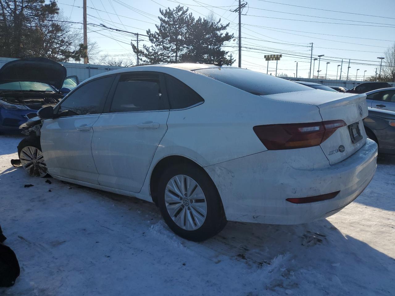 2019 Volkswagen Jetta - Image 2