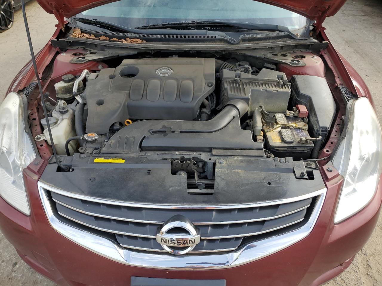 2010 Nissan Altima - Image 11