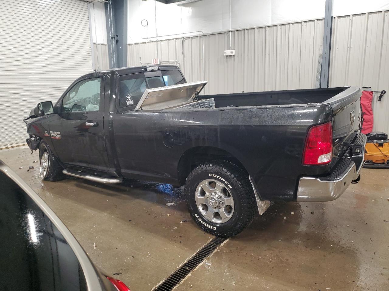 2018 RAM 2500 - Image 2