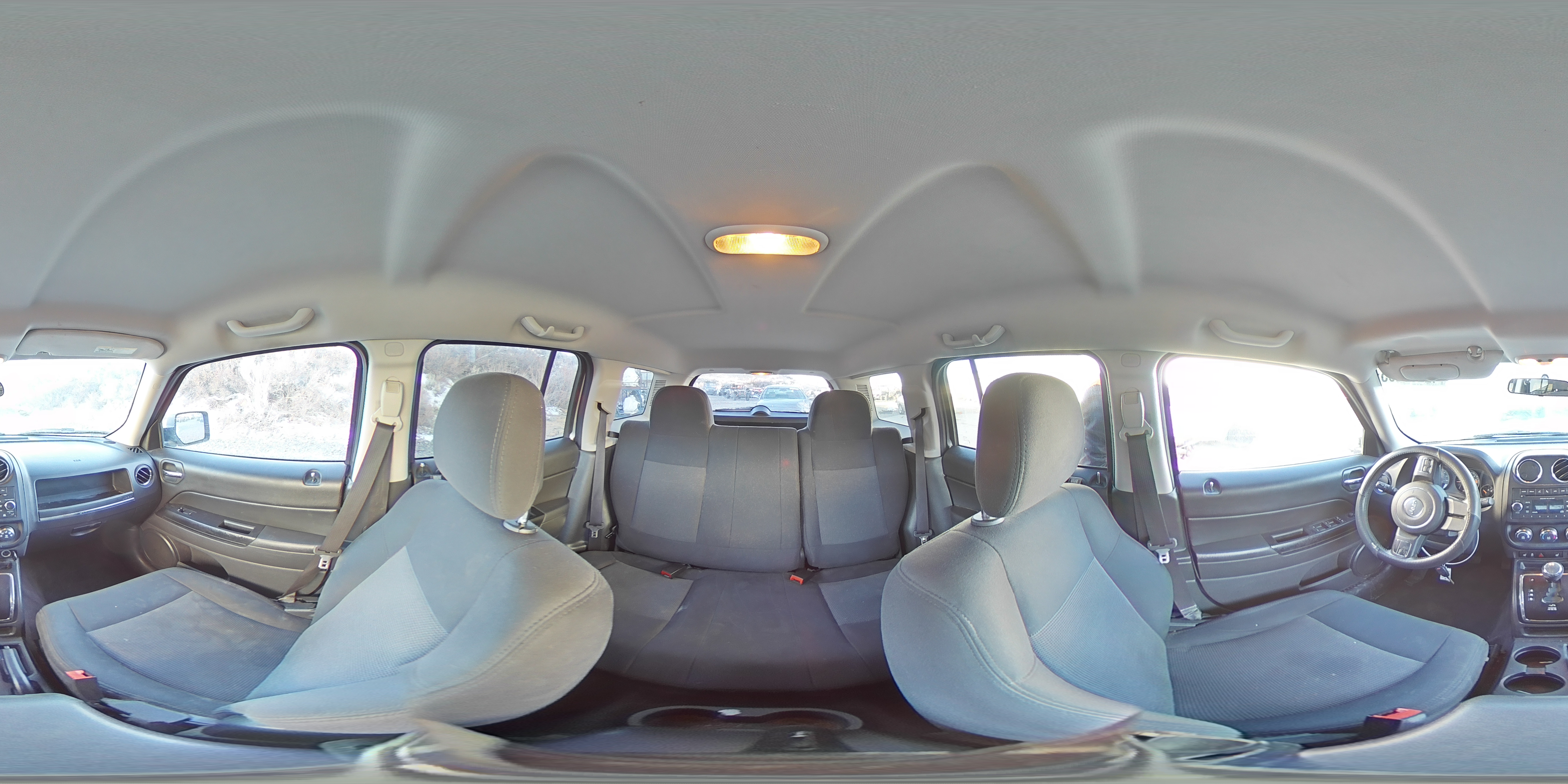 2014 Jeep Liberty (Patriot) - Image 15