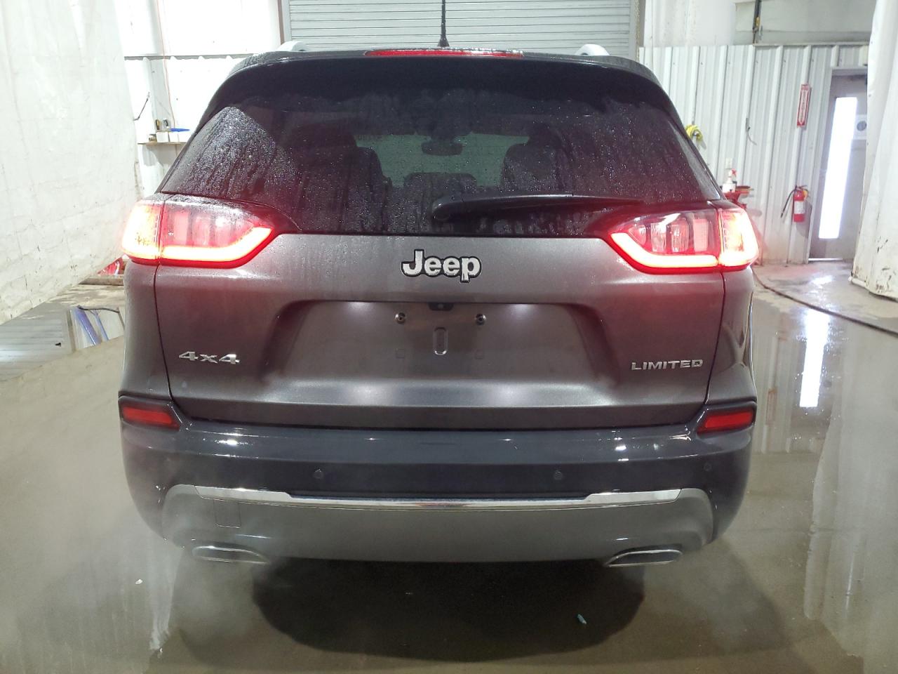 2019 Jeep Grand Cherokee - Image 6
