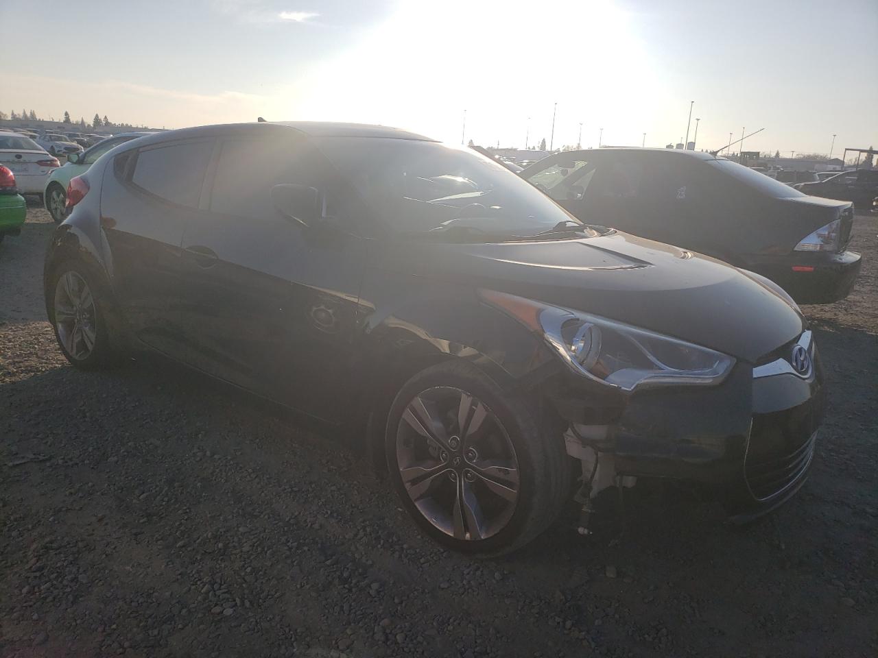 2012 Hyundai Veloster - Image 4