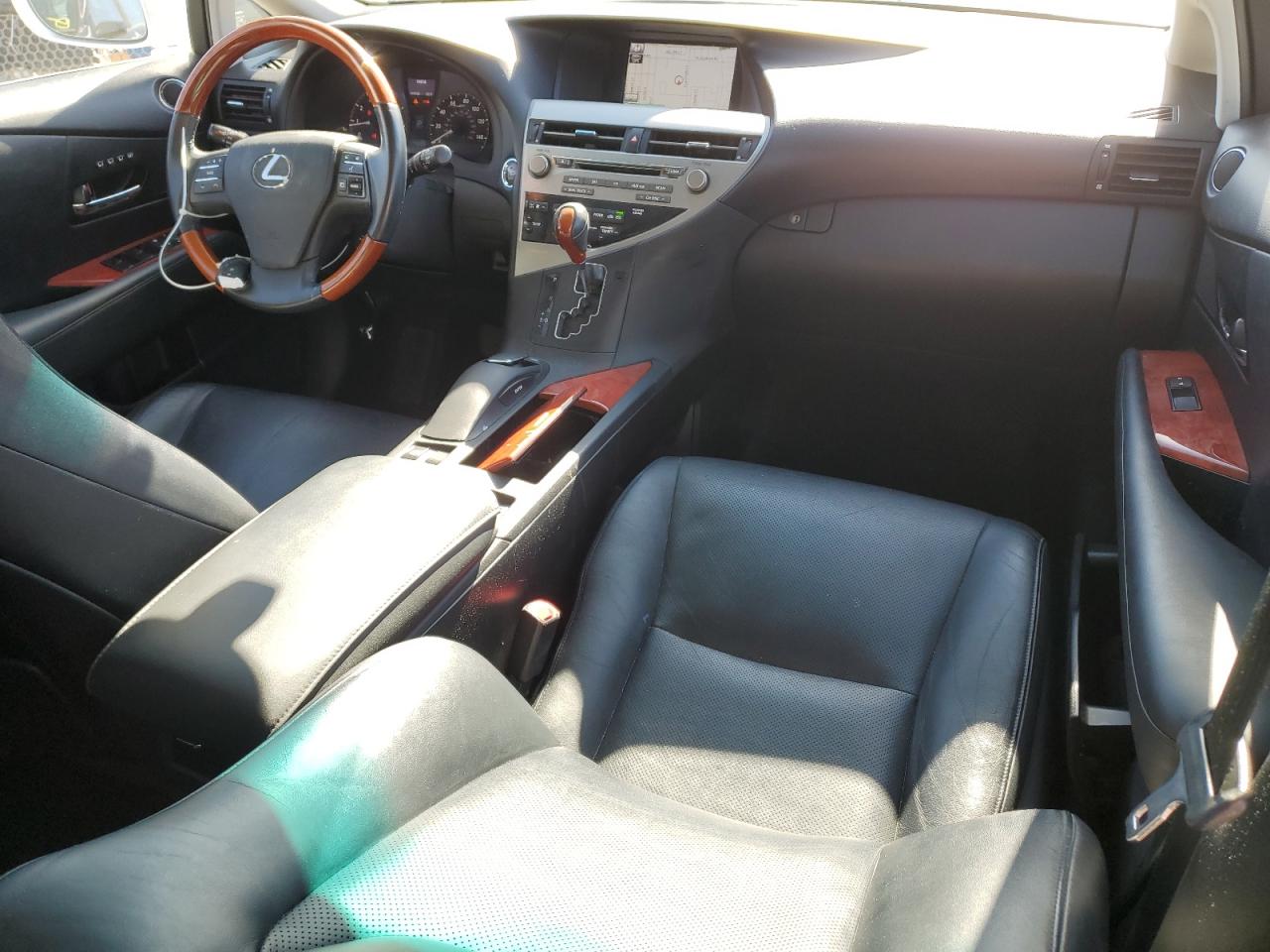 2011 Lexus RX - Image 8