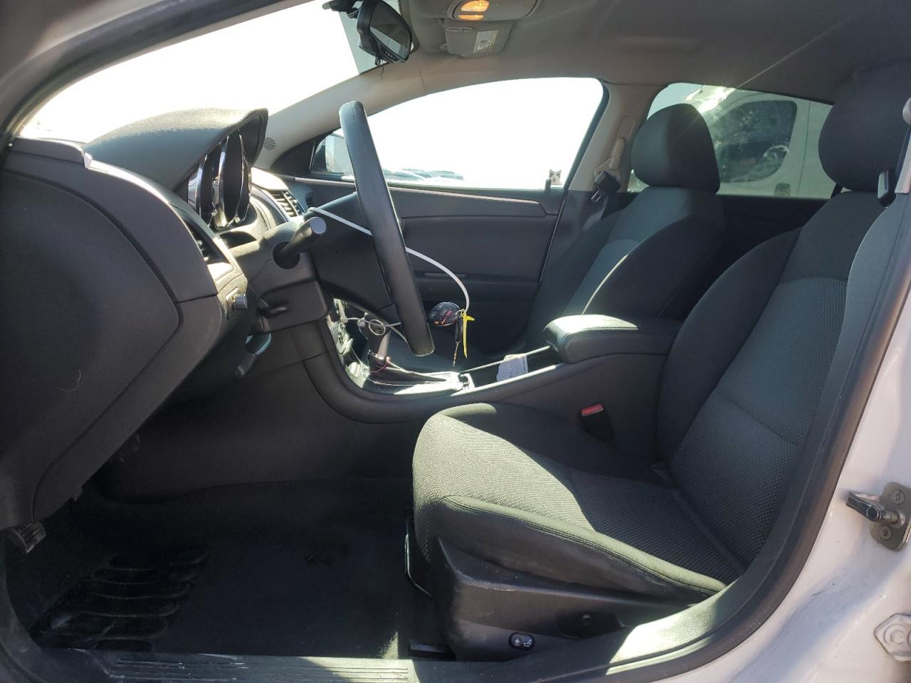 2012 Chevrolet Malibu - Image 7
