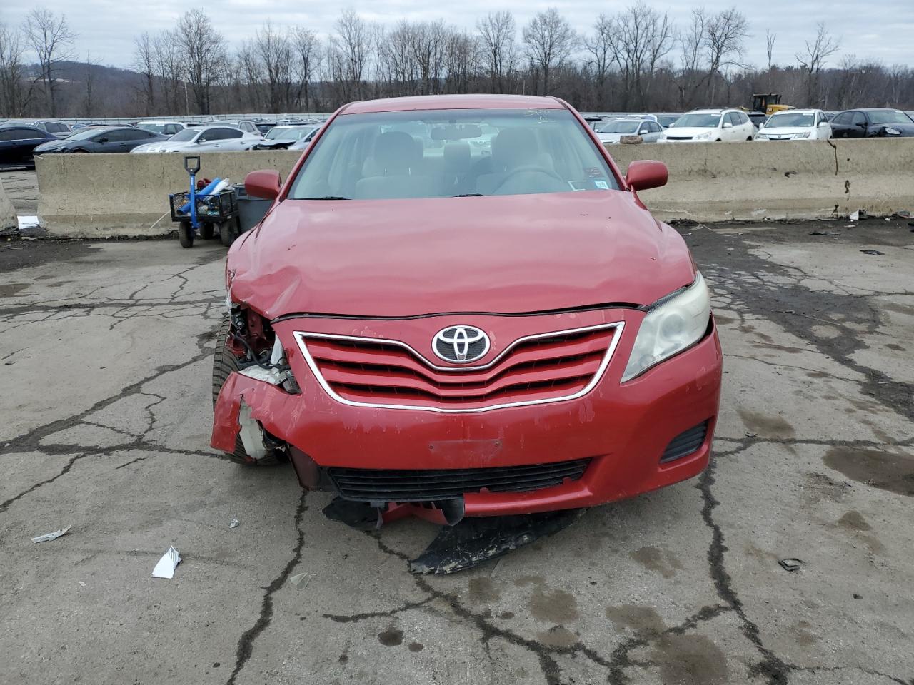 2011 Toyota Camry - Image 5