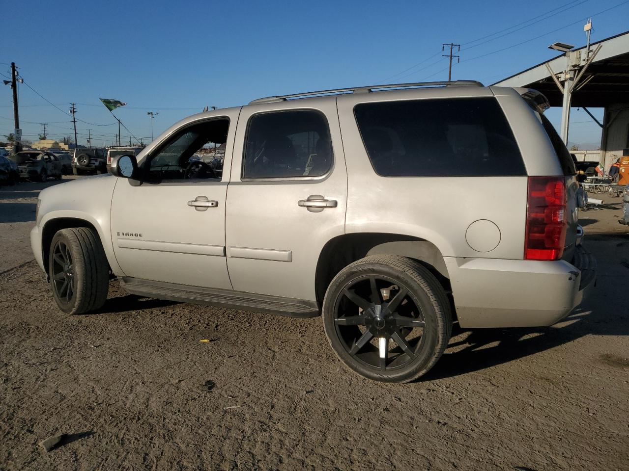 2008 Chevrolet Tahoe - Image 2