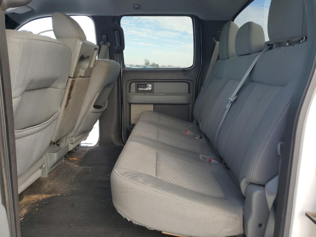 2012 Ford F-150 - Image 10