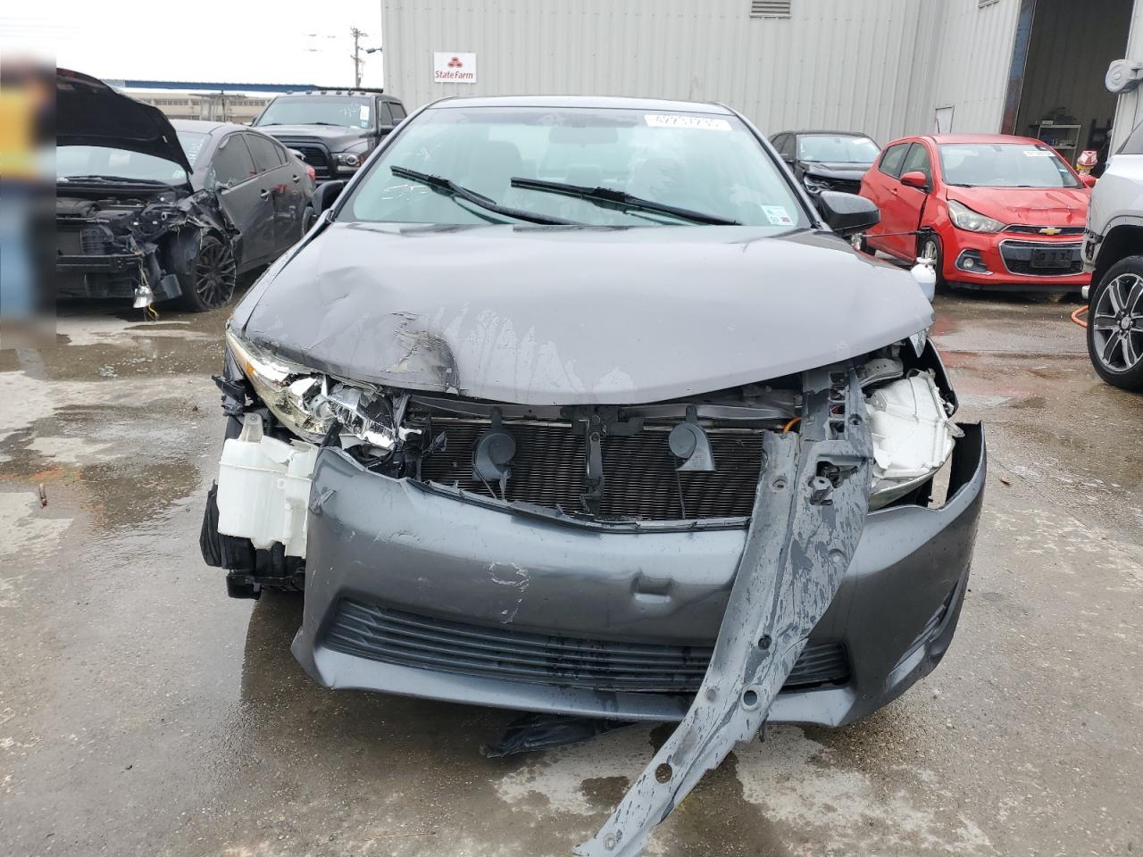 2013 Toyota Camry - Image 5