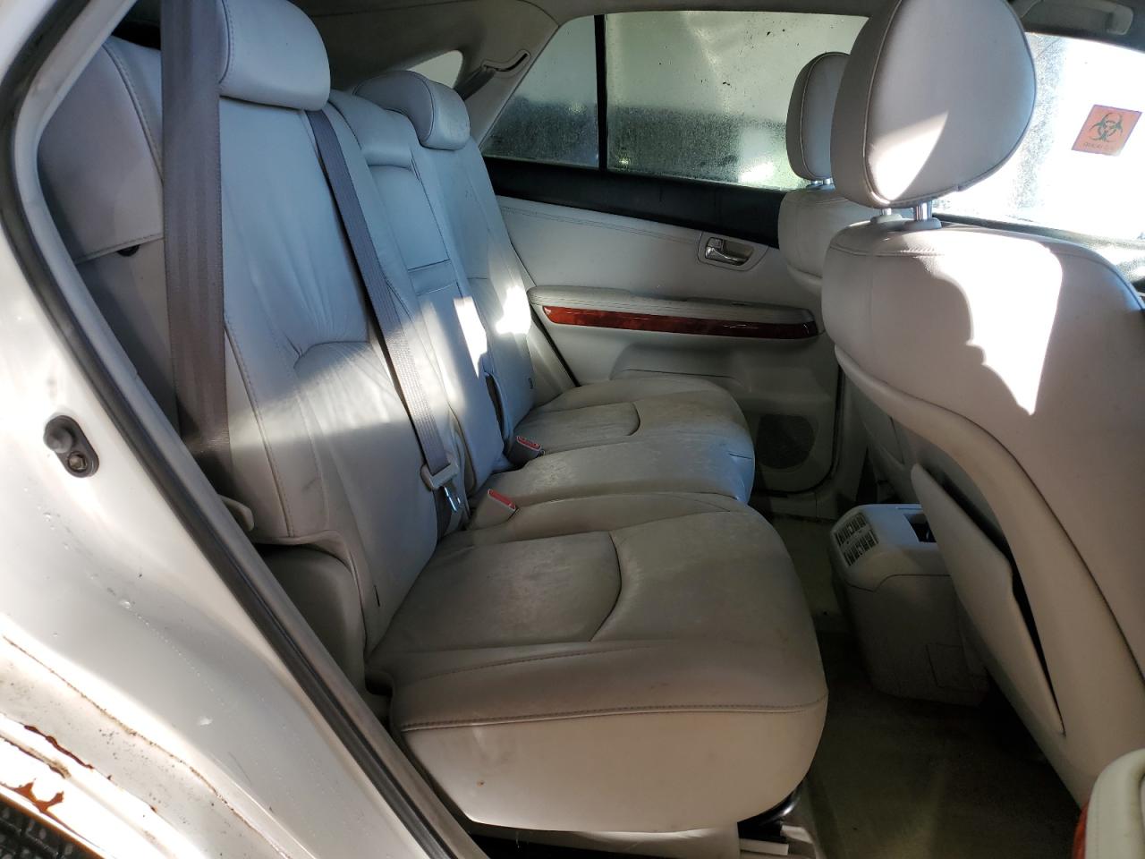 2004 Lexus RX - Image 11