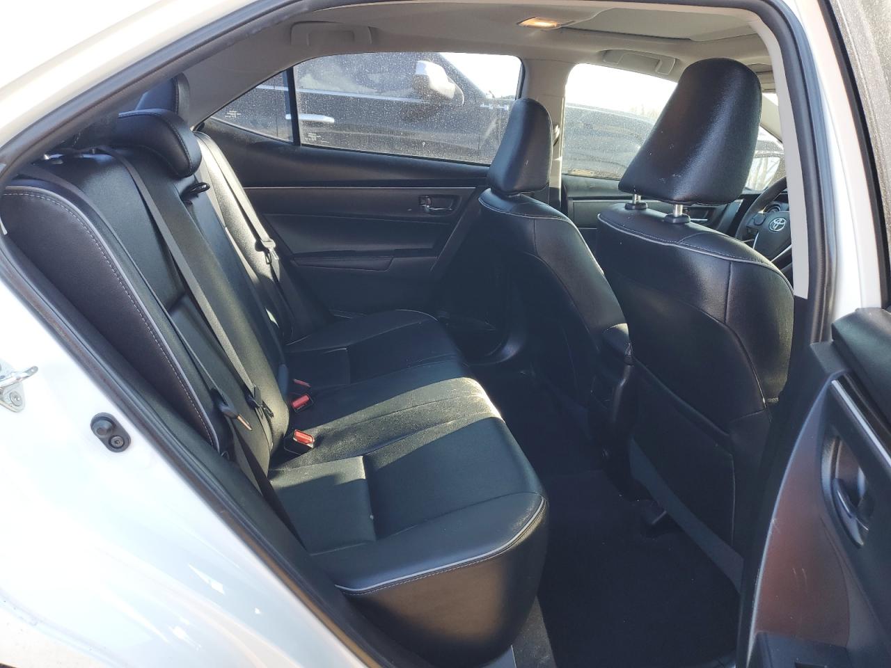 2018 Toyota Corolla - Image 10