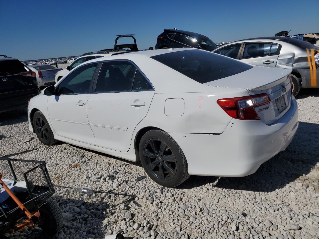 2014 Toyota Camry - Image 2