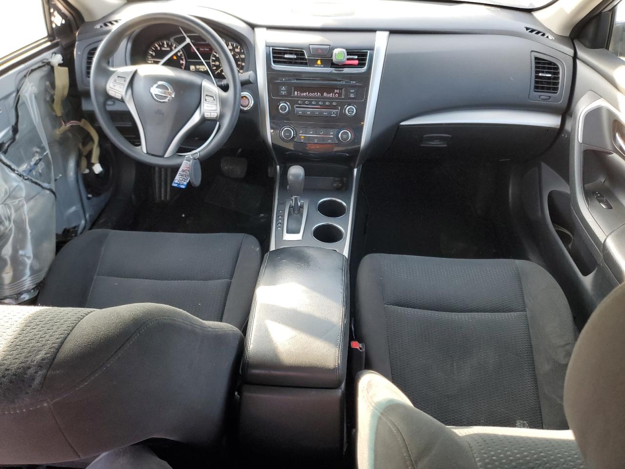 2015 Nissan Altima - Image 8