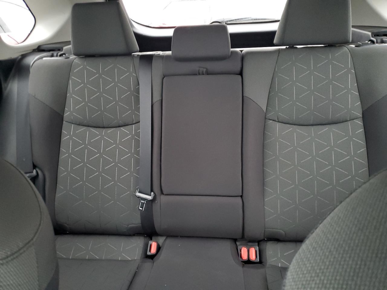 2021 Toyota RAV 4 - Image 10