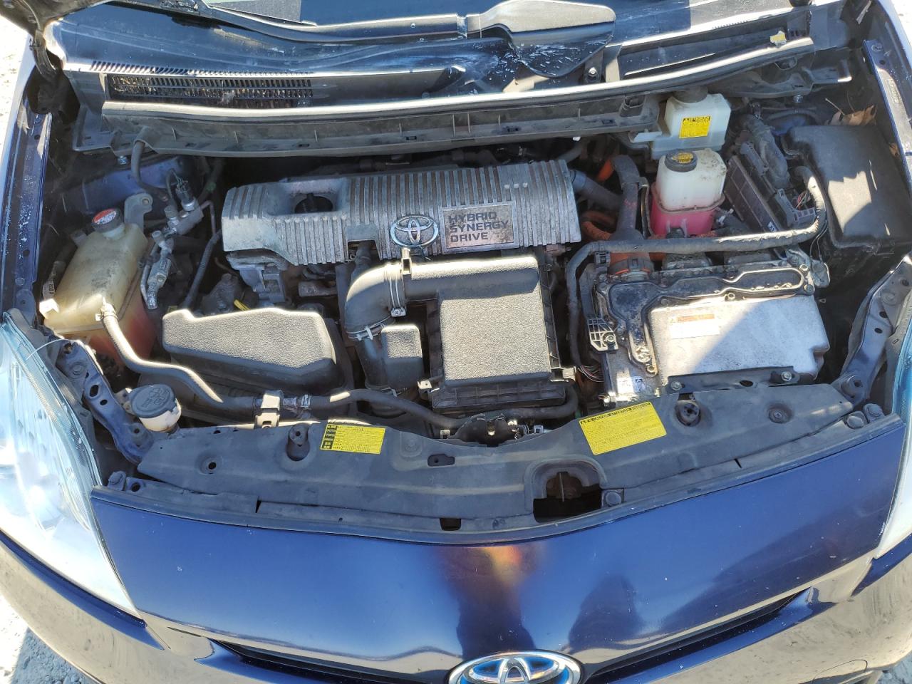 2012 Toyota Prius - Image 11