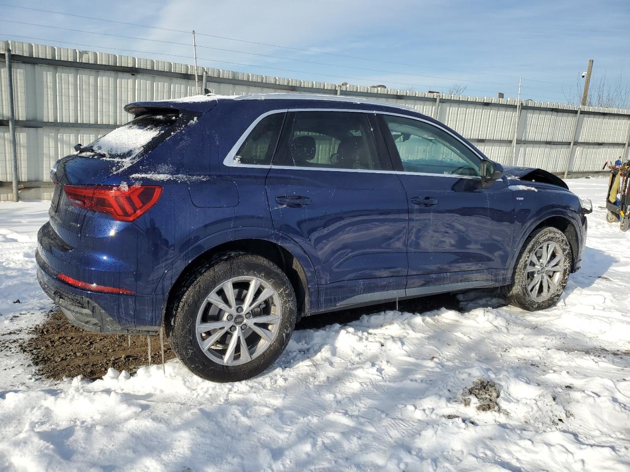 2024 Audi Q3 - Image 3