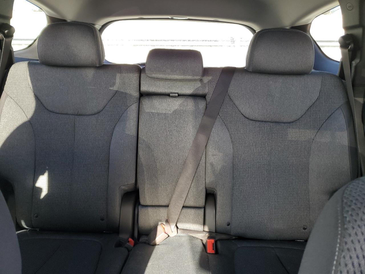 2019 Hyundai Santa Fe - Image 10
