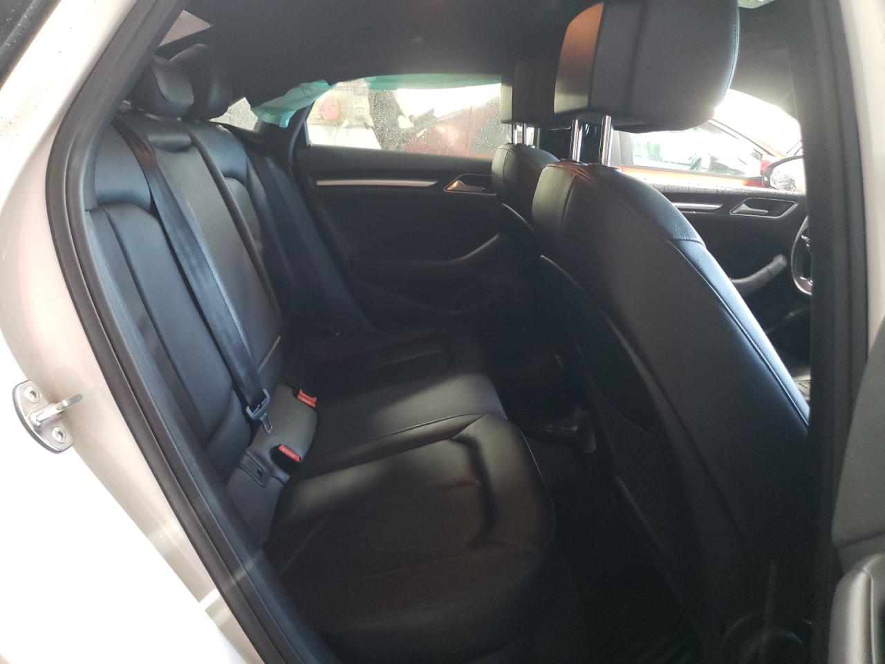 2016 Audi A3 - Image 10