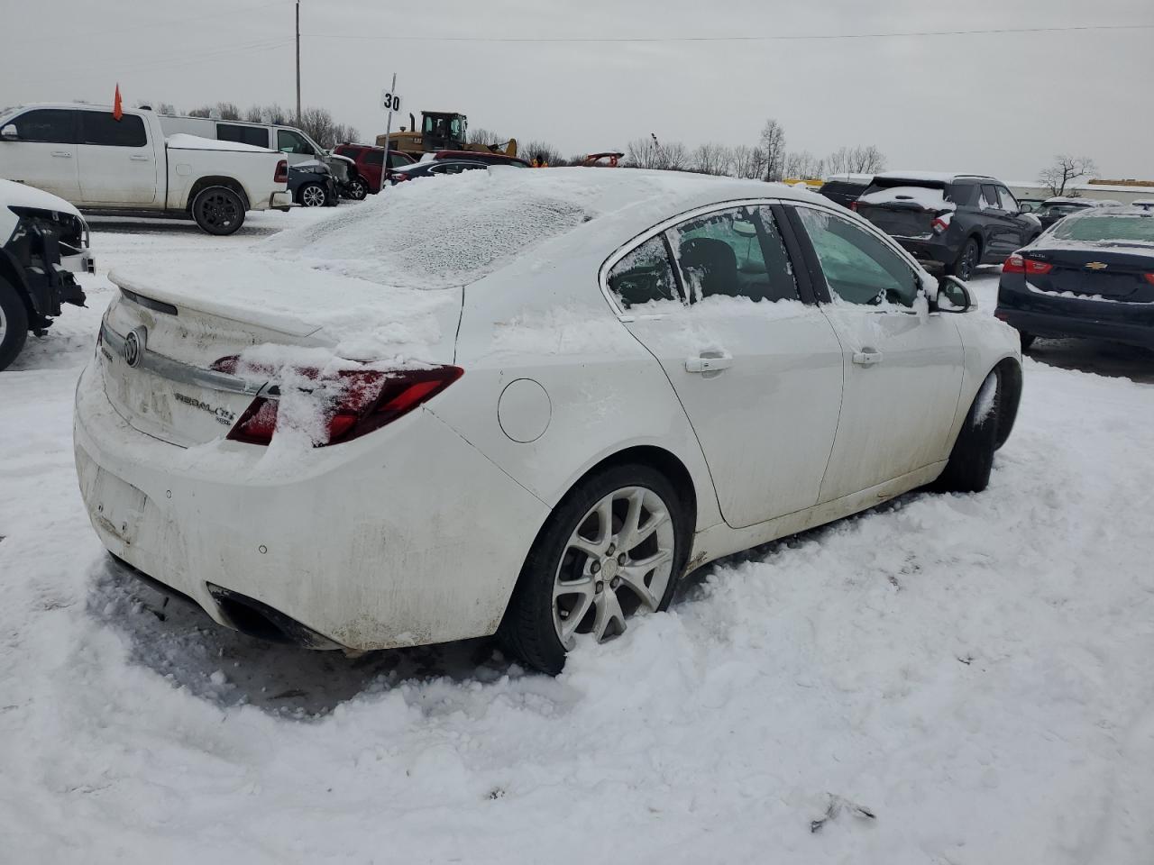 2016 Buick Regal - Image 3