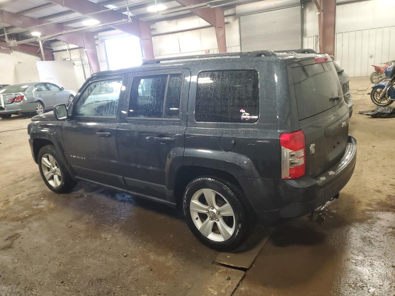 VIN 1C4NJPFB2FD186582 2015 JEEP PATRIOT no.2