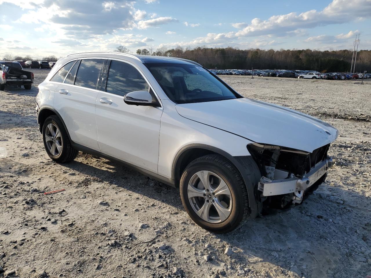 2018 Mercedes-Benz GLC - Image 4