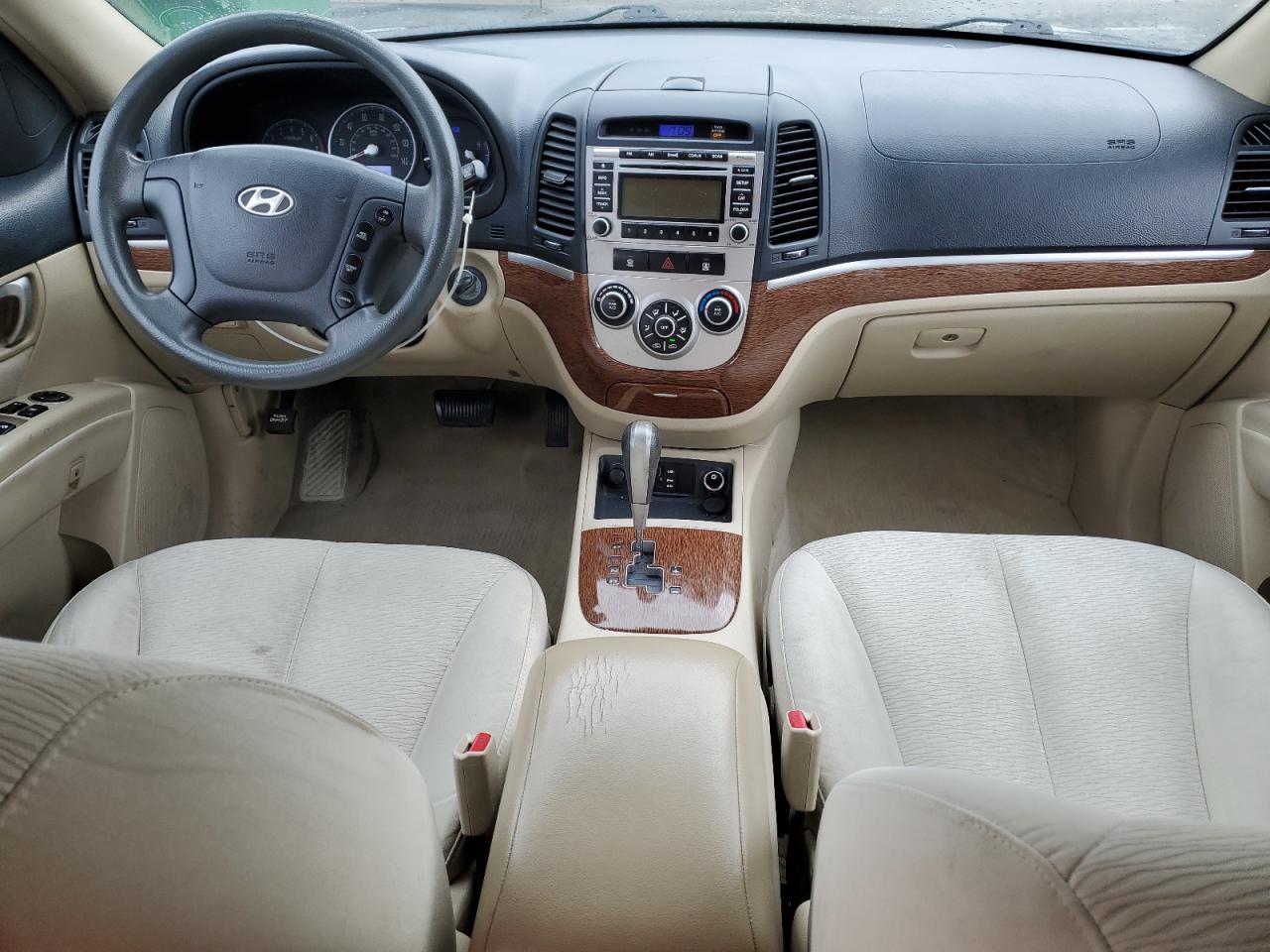 2009 Hyundai Santa Fe - Image 8