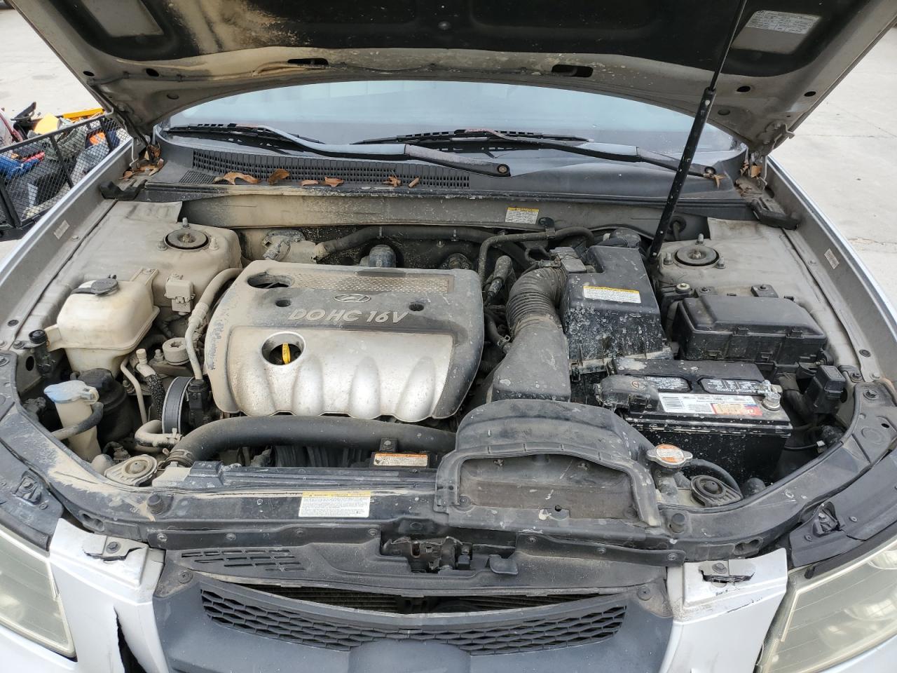 2008 Hyundai Sonata - Image 12