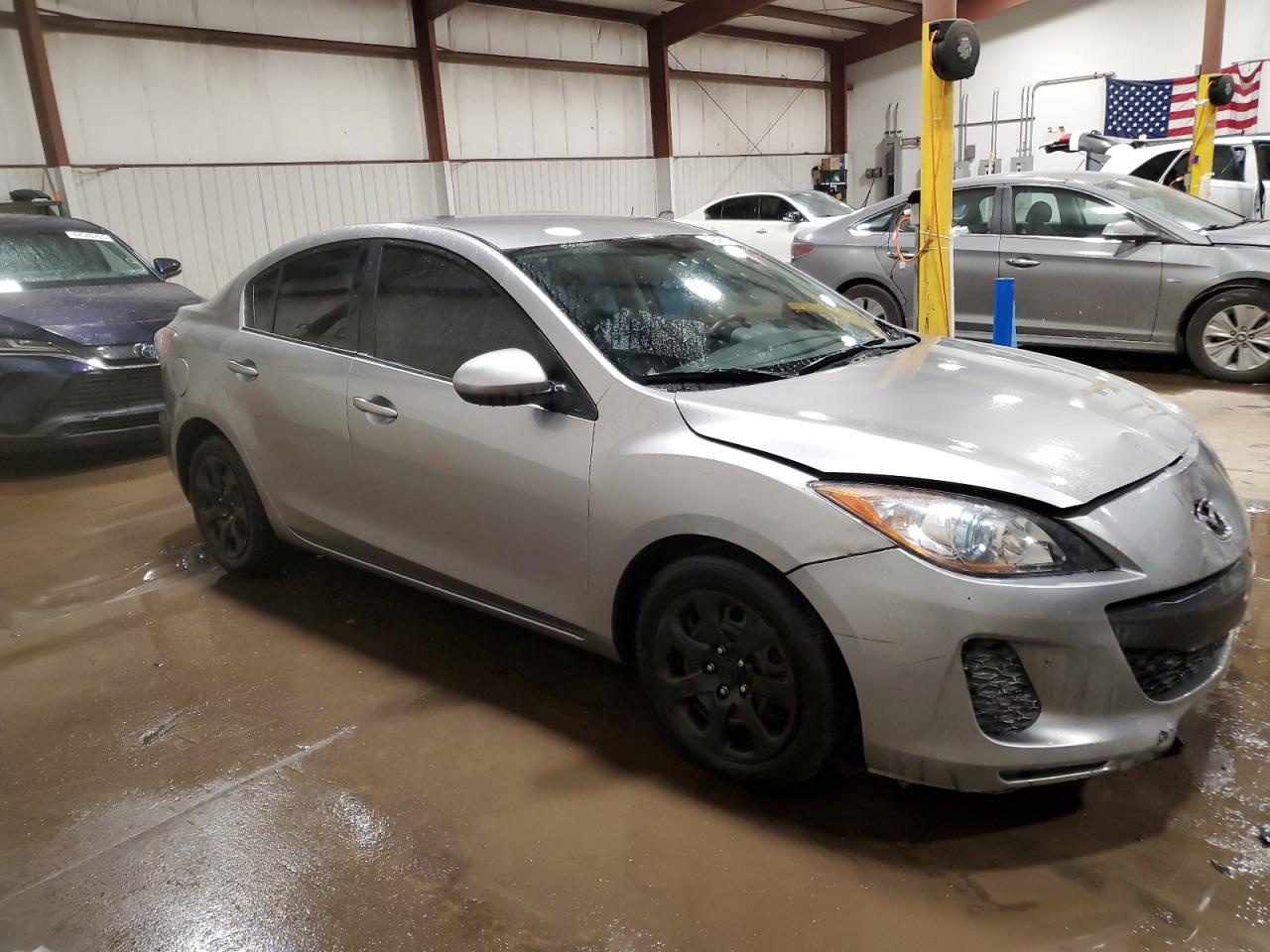 2012 Mazda 3 - Image 4
