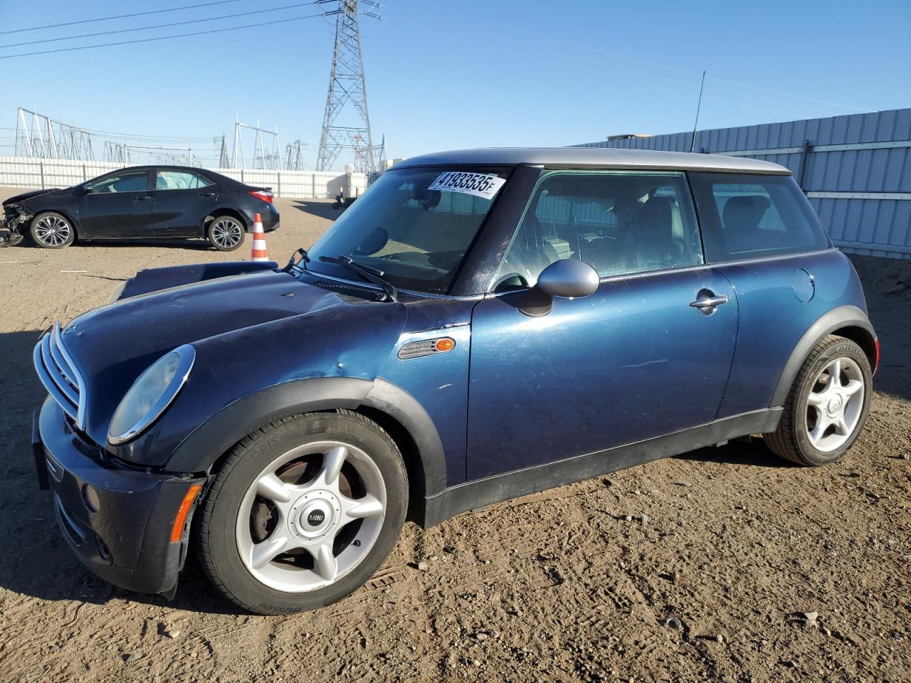 2006 MINI Cooper - Image 1