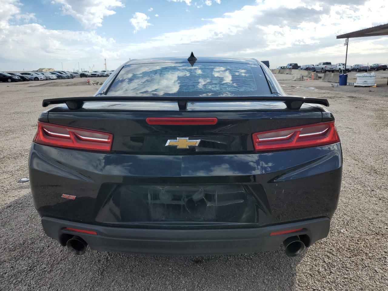2017 Chevrolet Camaro - Image 6