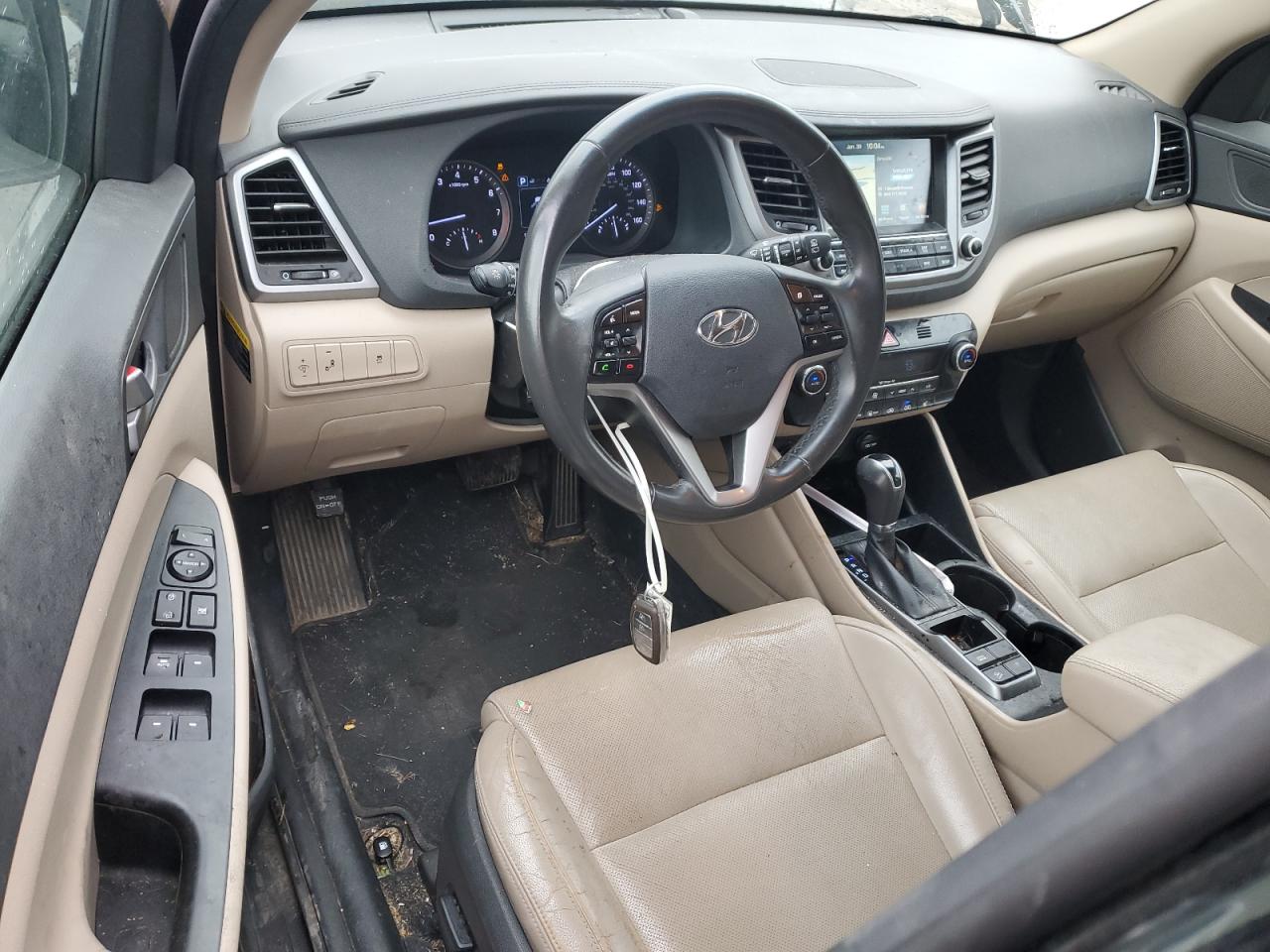 2017 Hyundai Tucson - Image 8