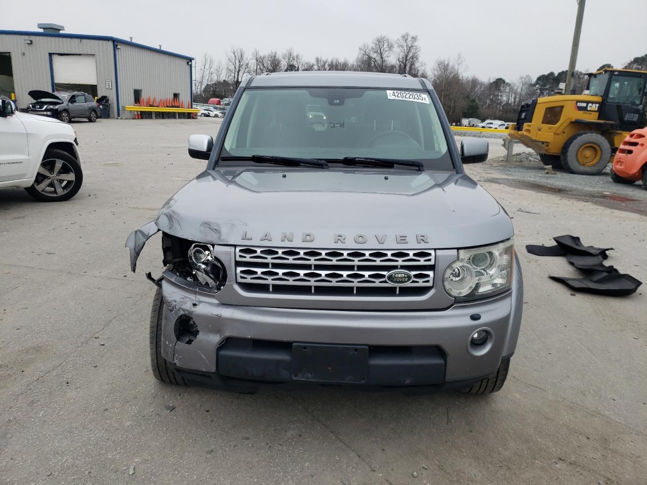 2011 Land Rover LR4 - Image 5