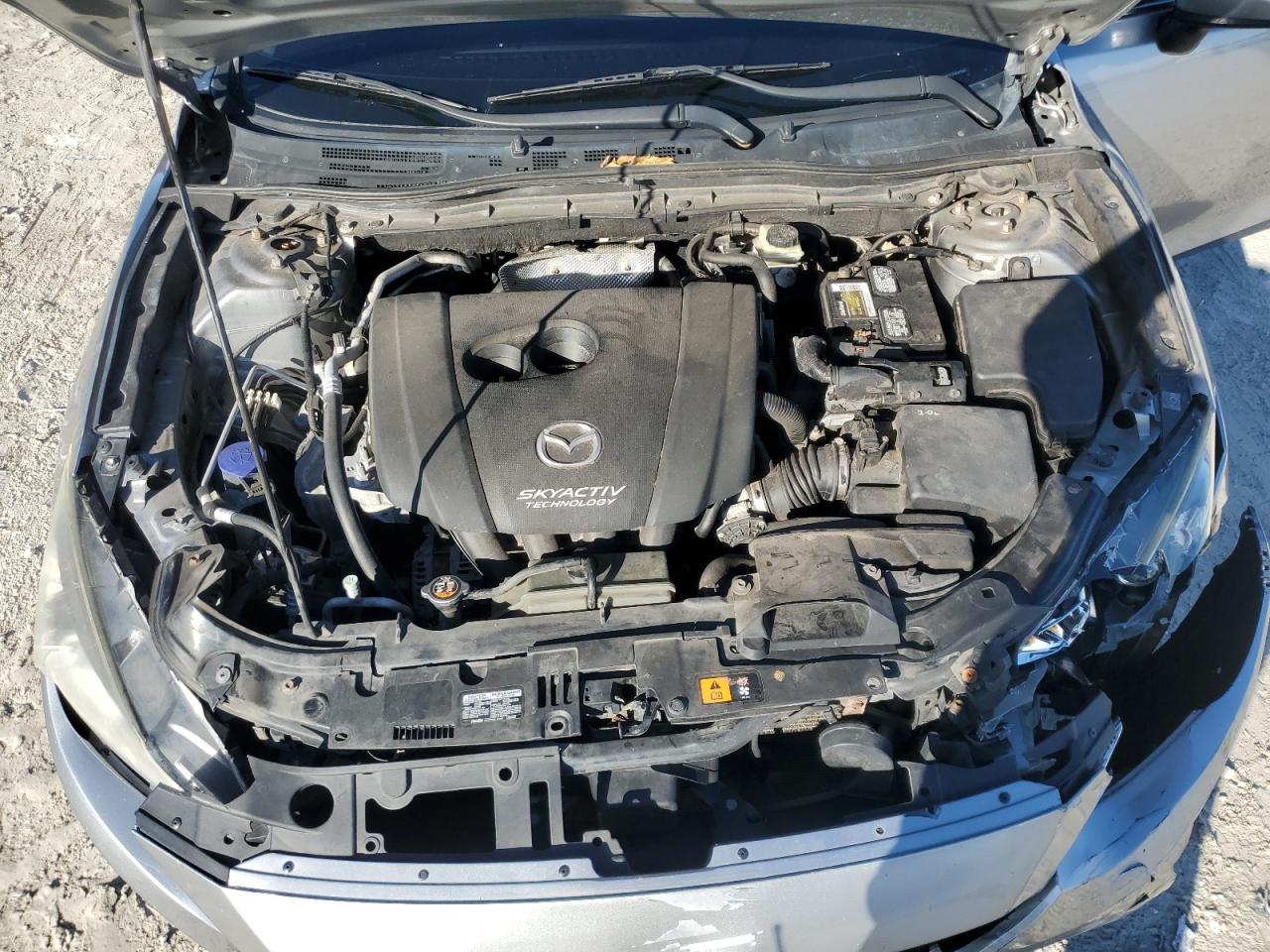 2015 Mazda 3 - Image 11