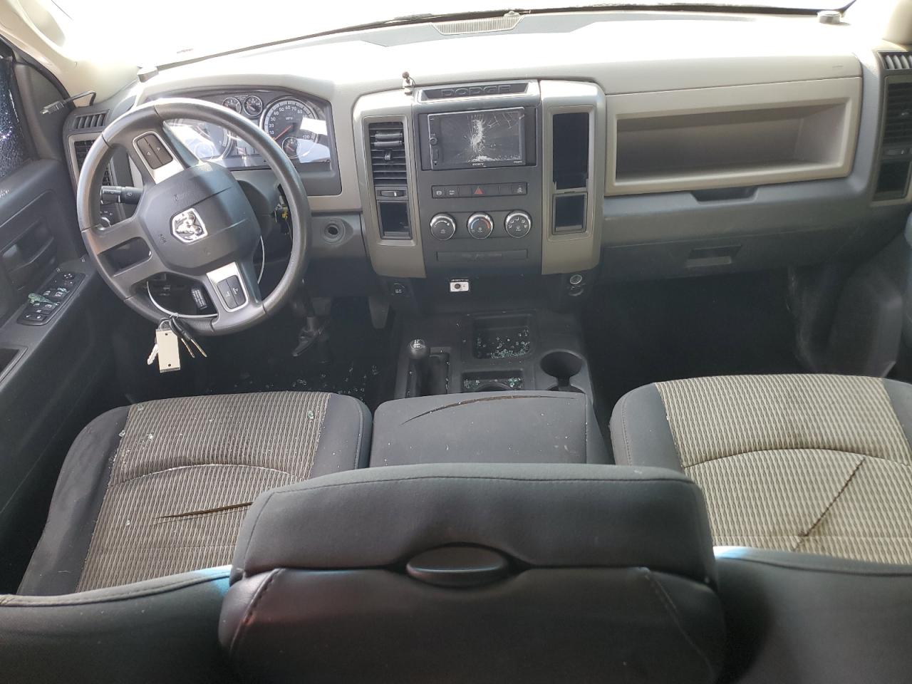 2010 Dodge RAM - Image 8