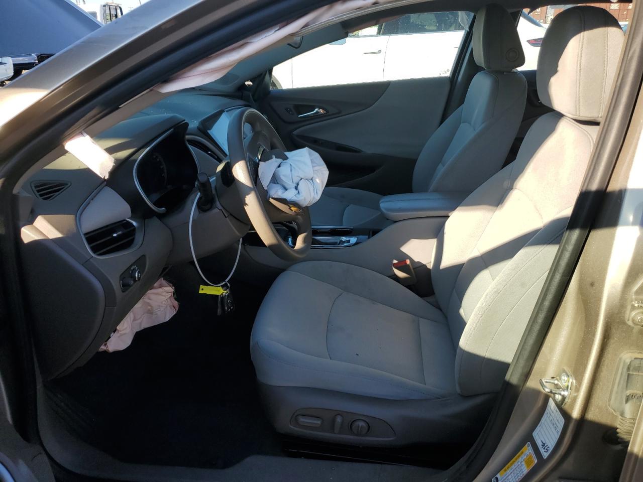 2022 Chevrolet Malibu - Image 7
