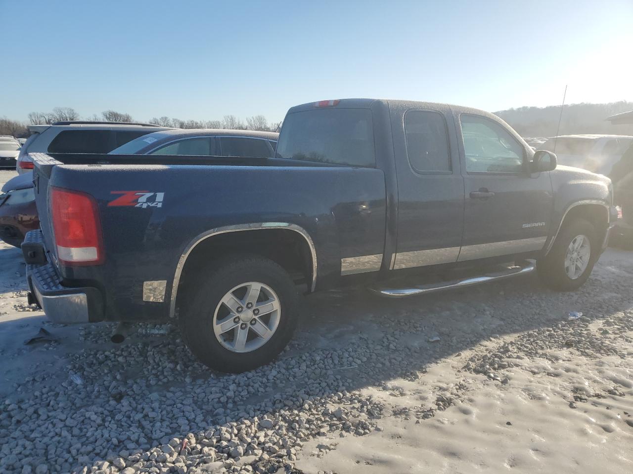 2011 GMC Sierra - Image 3