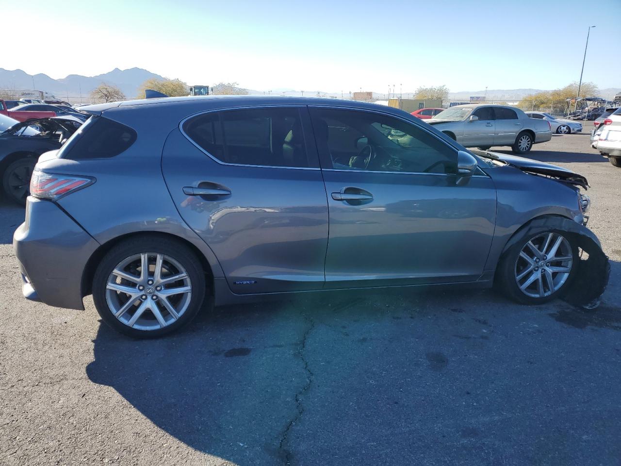 2014 Lexus CT - Image 3