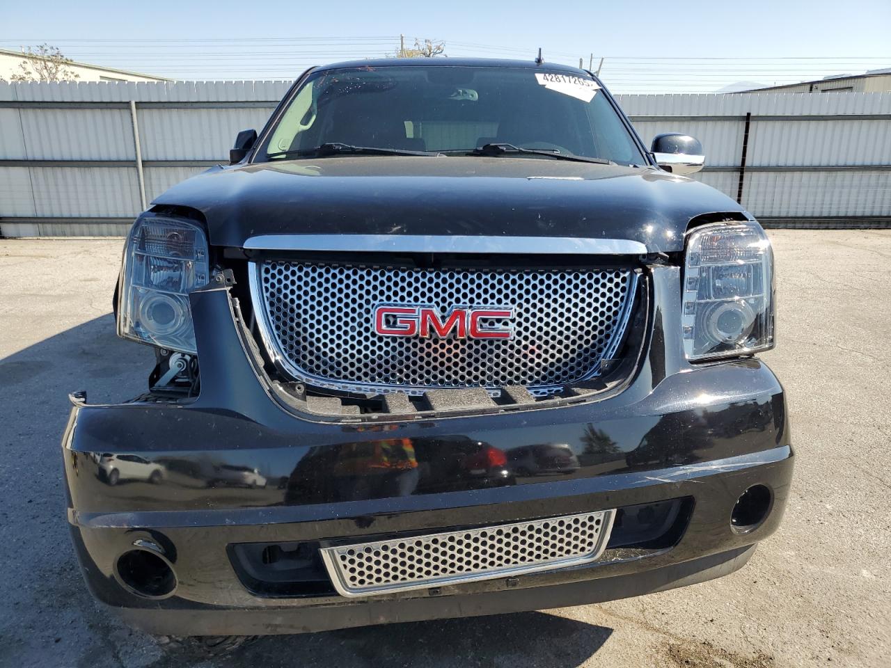 2012 GMC Yukon - Image 5