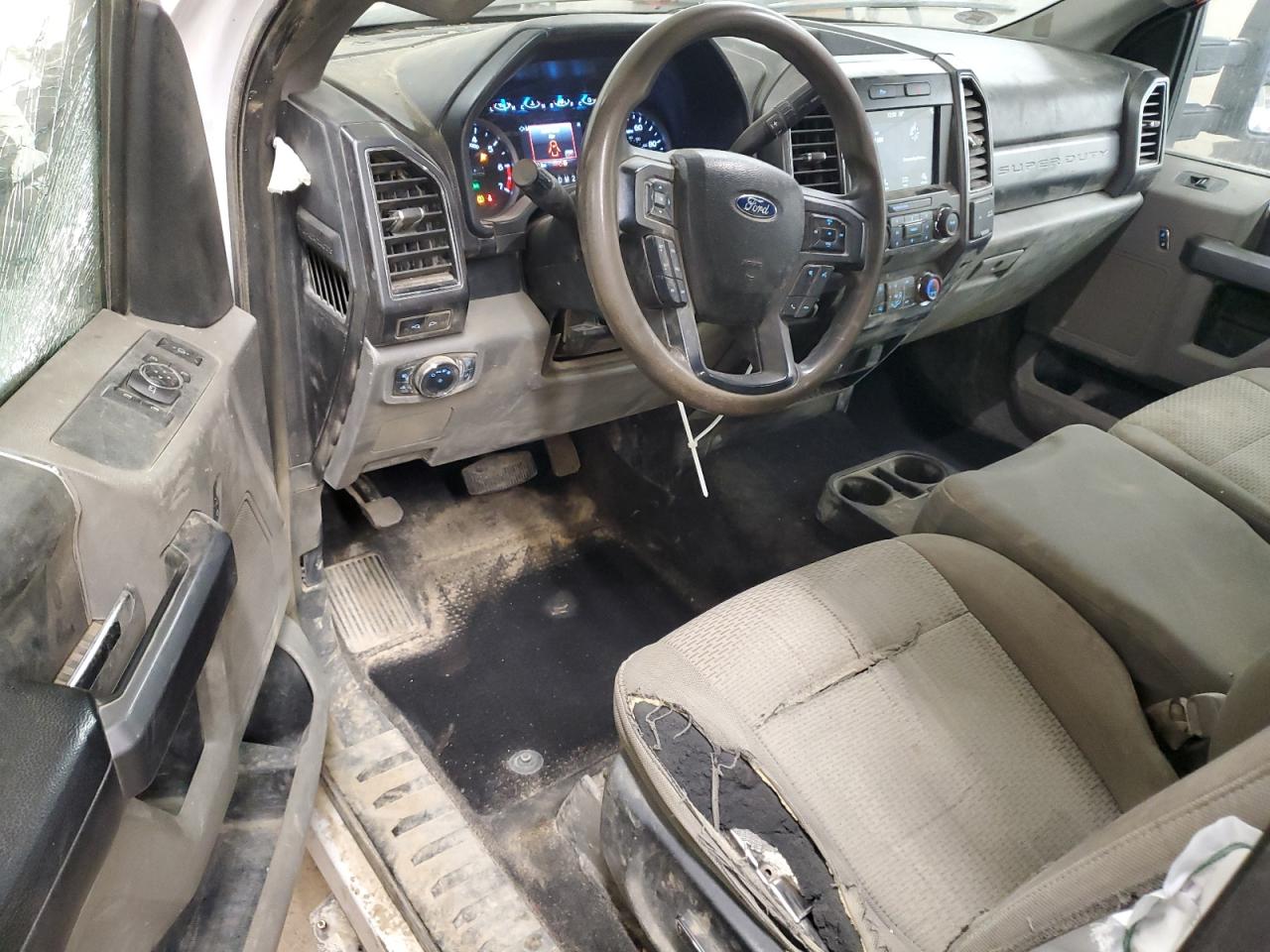 2019 Ford F250 - Image 8