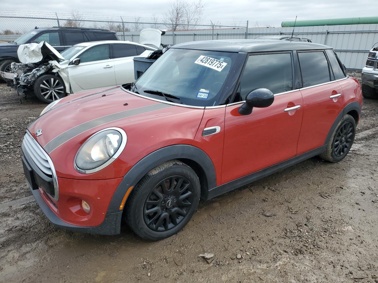 2015 MINI Cooper - Image 1