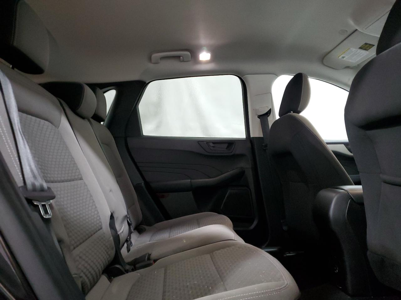 2022 Ford Escape - Image 11