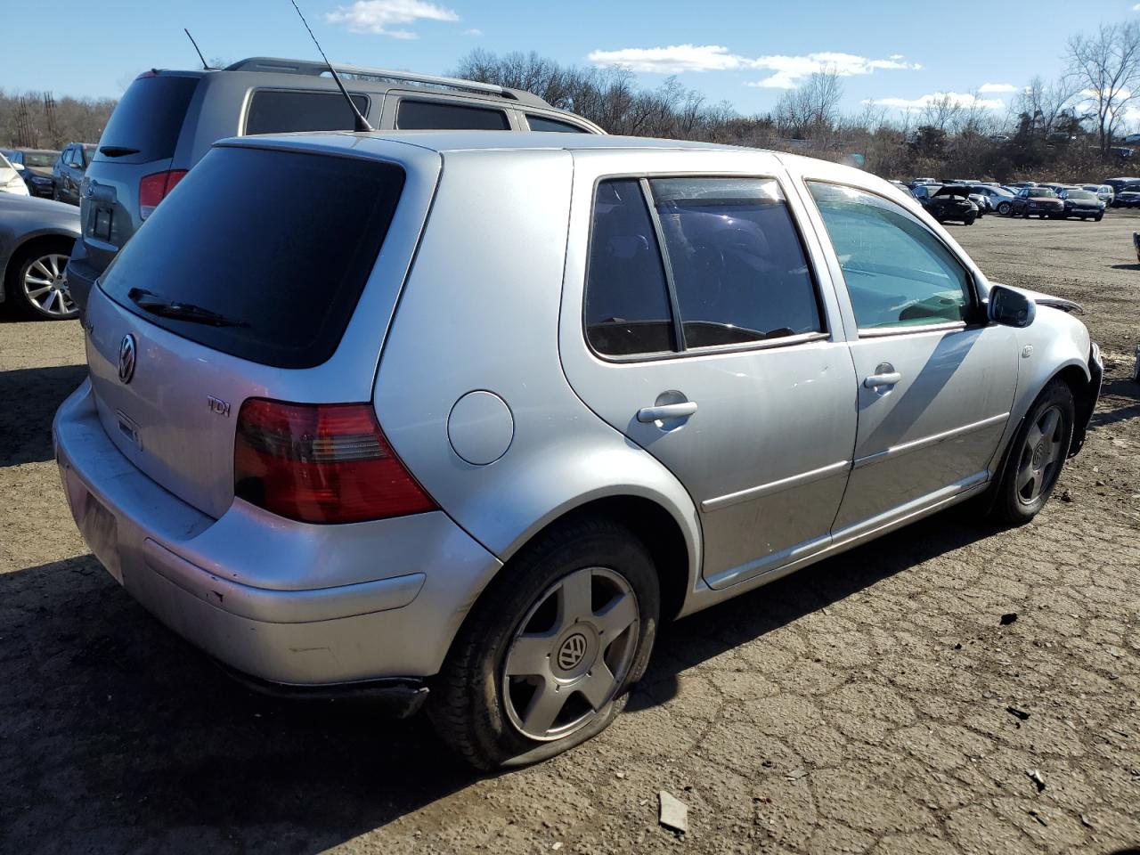 2005 Volkswagen Golf - Image 3