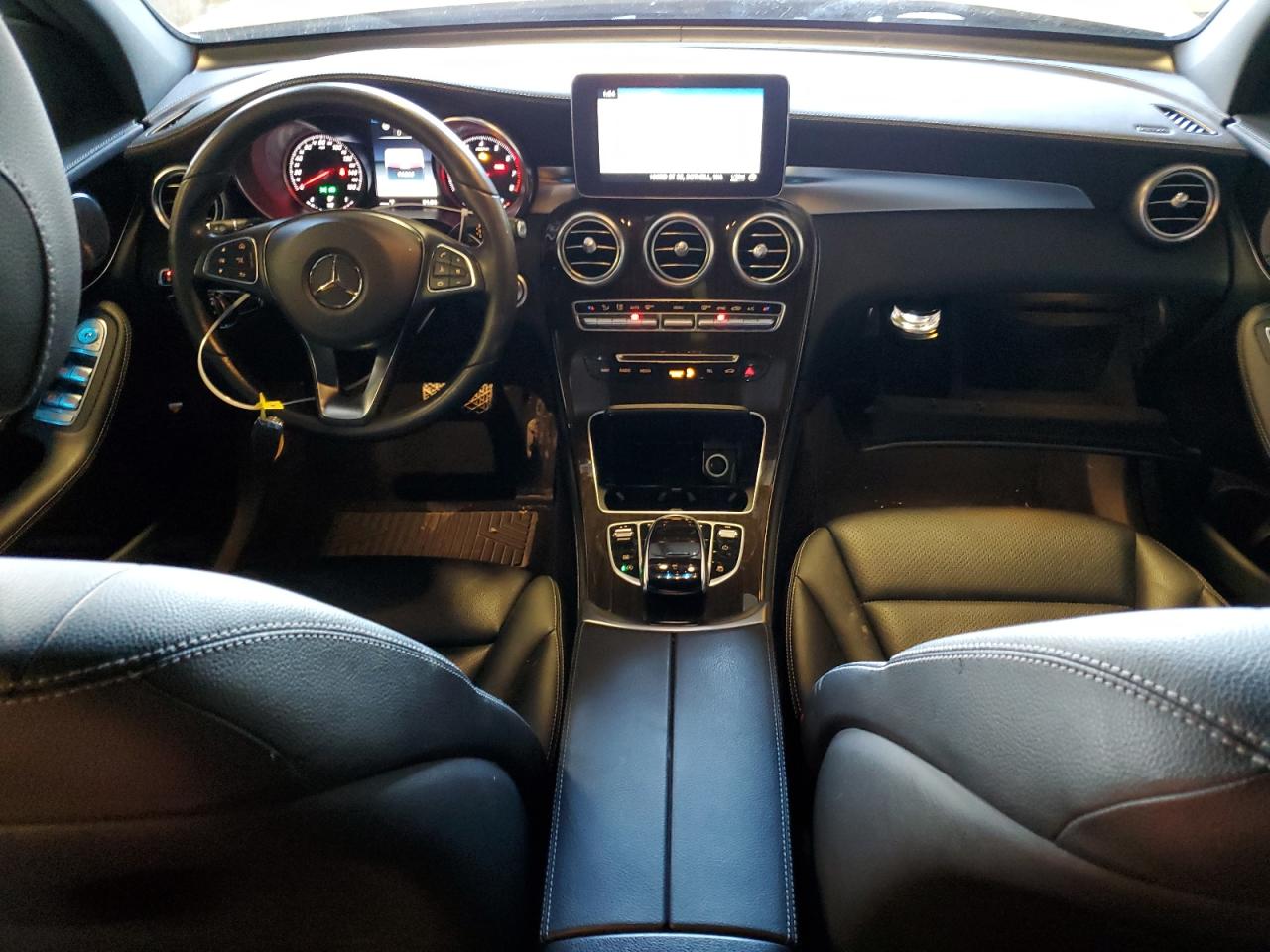 2017 Mercedes-Benz GLC - Image 8