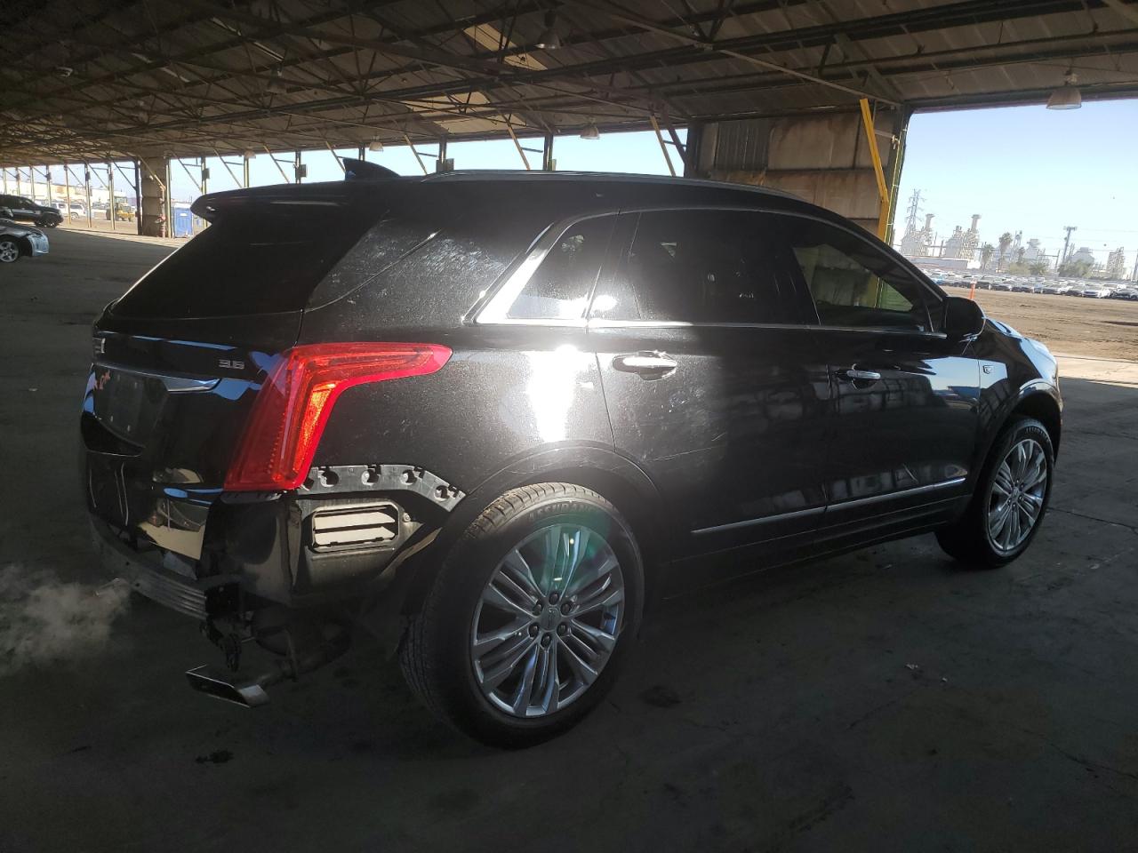 2018 Cadillac XT5 - Image 3
