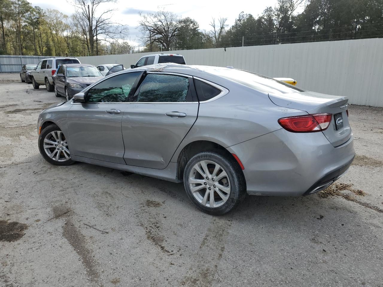 2015 Chrysler 200 - Image 2