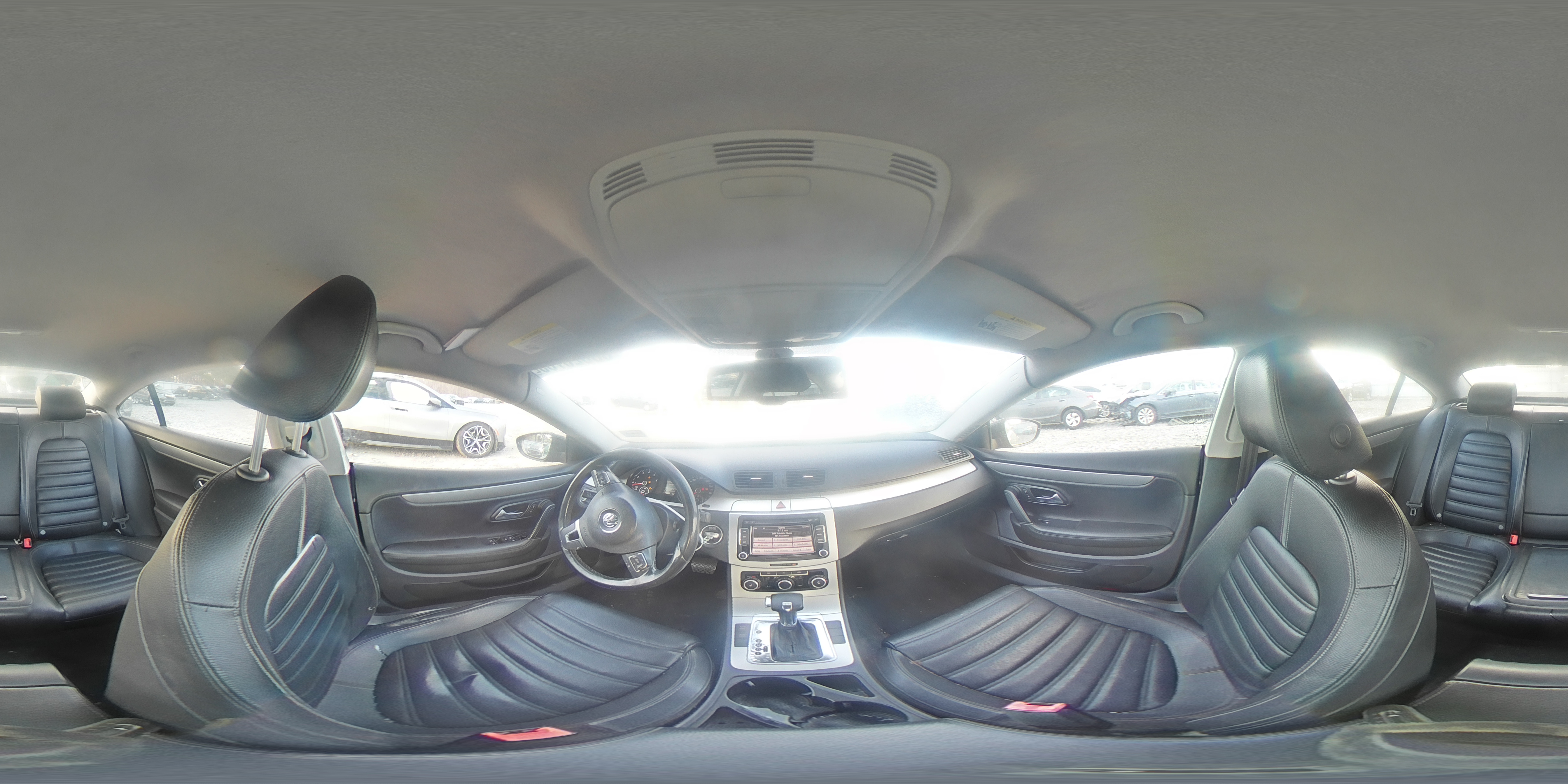 2010 Volkswagen Passat CC - Image 13