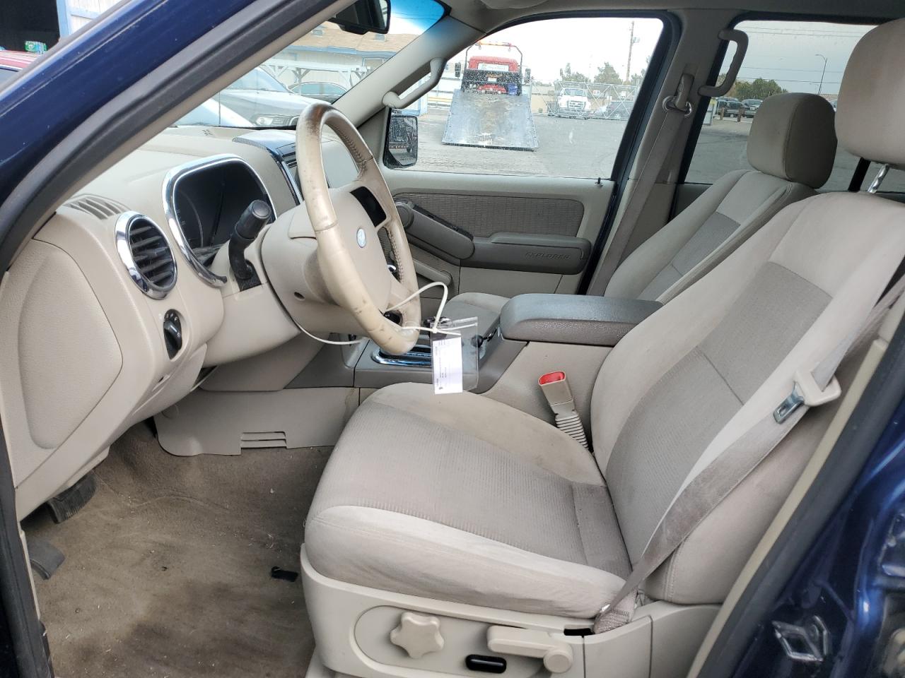 2006 Ford Explorer - Image 7