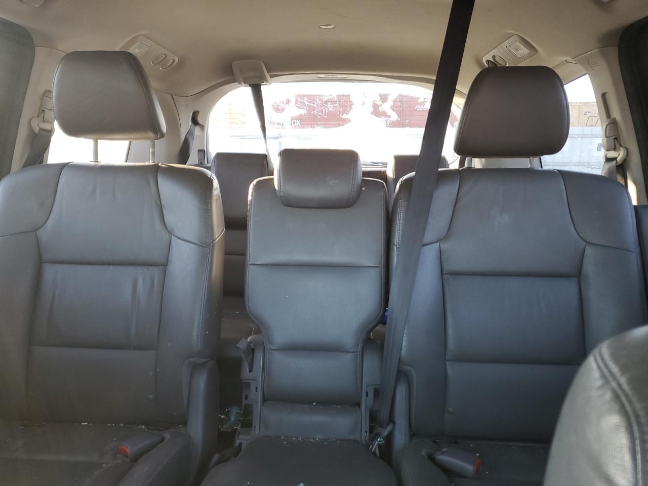 2014 Honda Odyssey - Image 10
