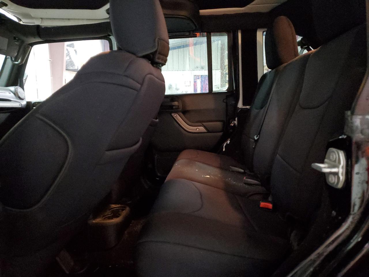 2018 Jeep Wrangler - Image 10